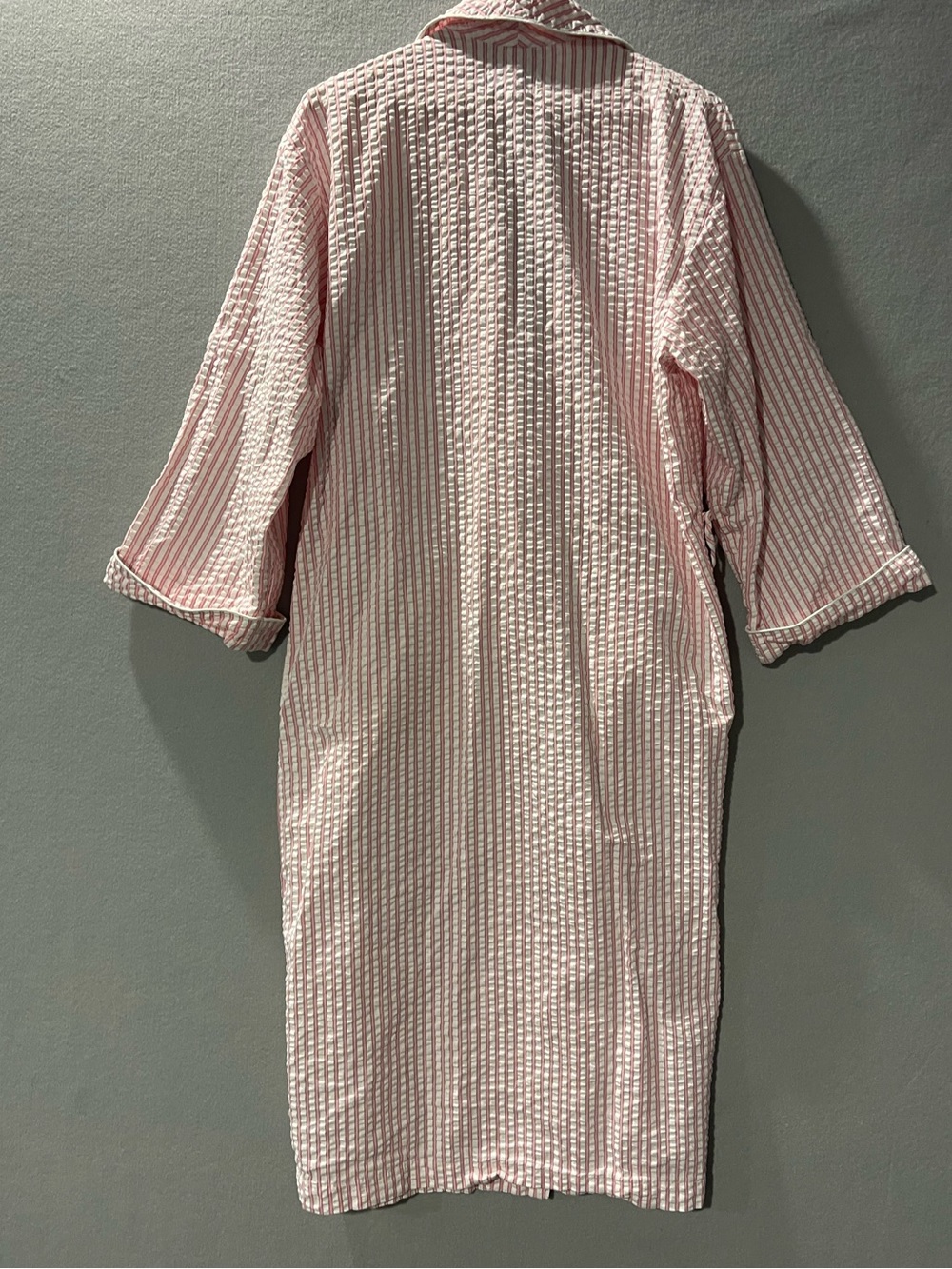 MATOUK Matteo Seersucker Robe Peony Pink Stripe XS Retail $250+ No Belt - Picture 6 of 9